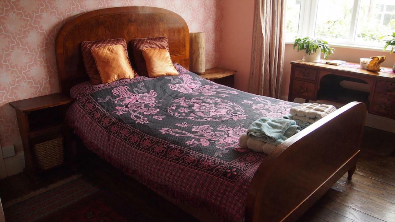 Homestay The Ceramic House *