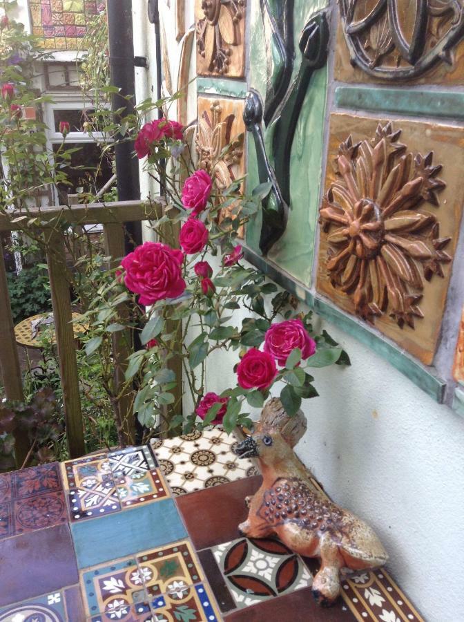 The Ceramic House *
