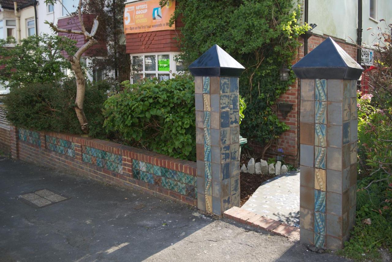 The Ceramic House Homestay Brighton